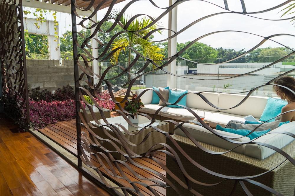 Acquasanta Lofts Cali